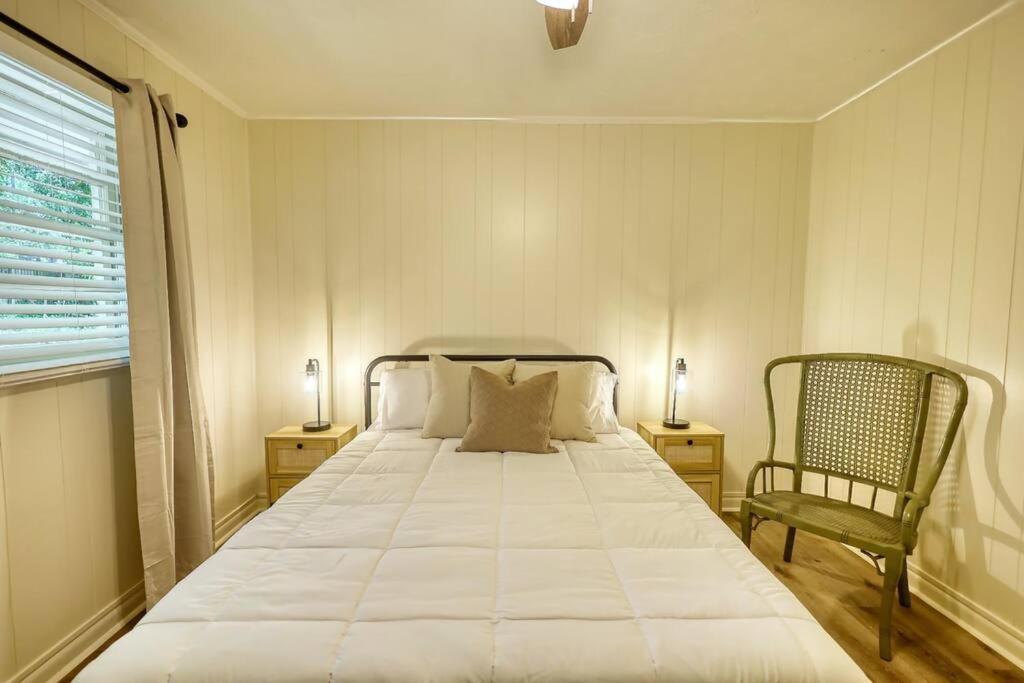 The Bohemian 1/2 Mi From Covington Square Villa Ngoại thất bức ảnh